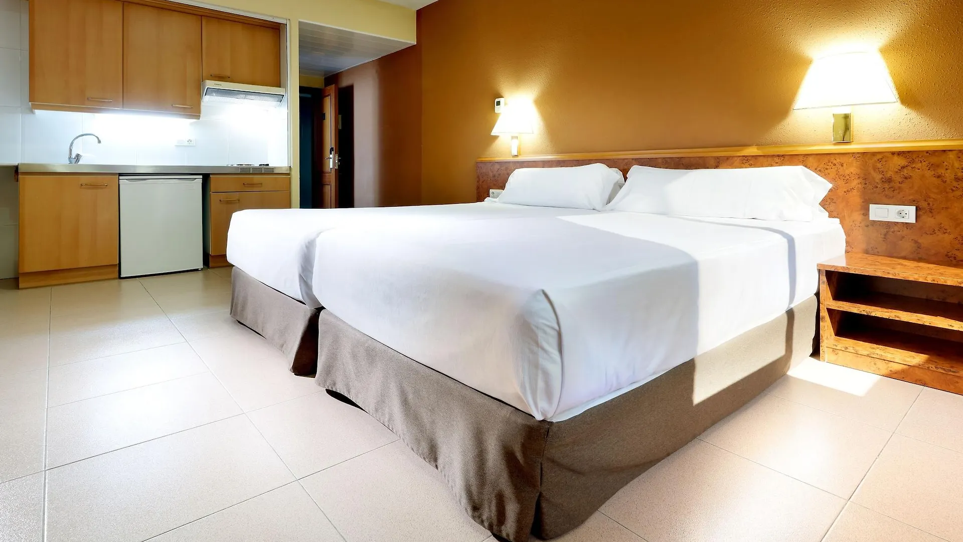 Hesperia Sant Joan Apartment Sant Joan Despi Spain